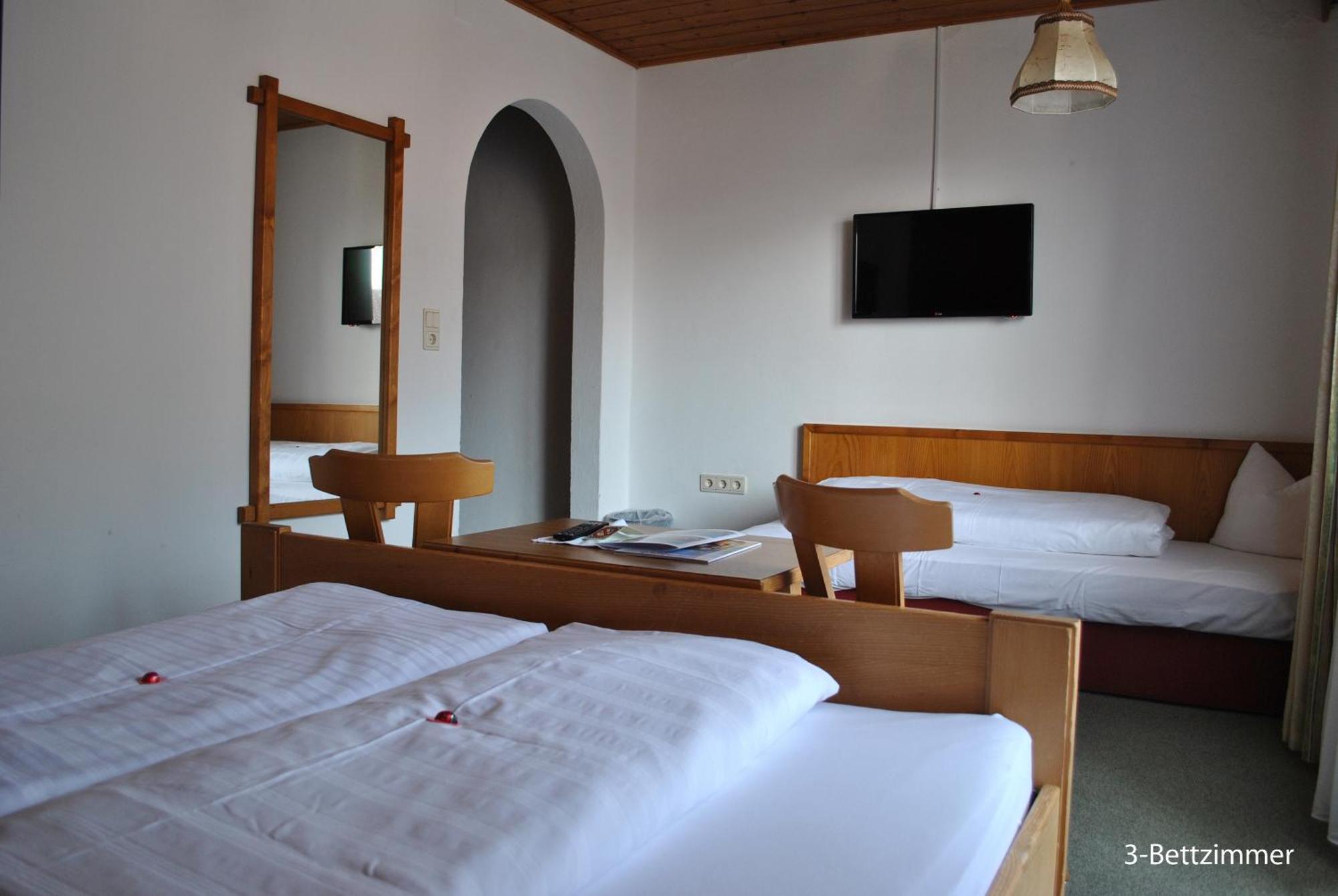 Gasthof Panorama Obsteig Room photo