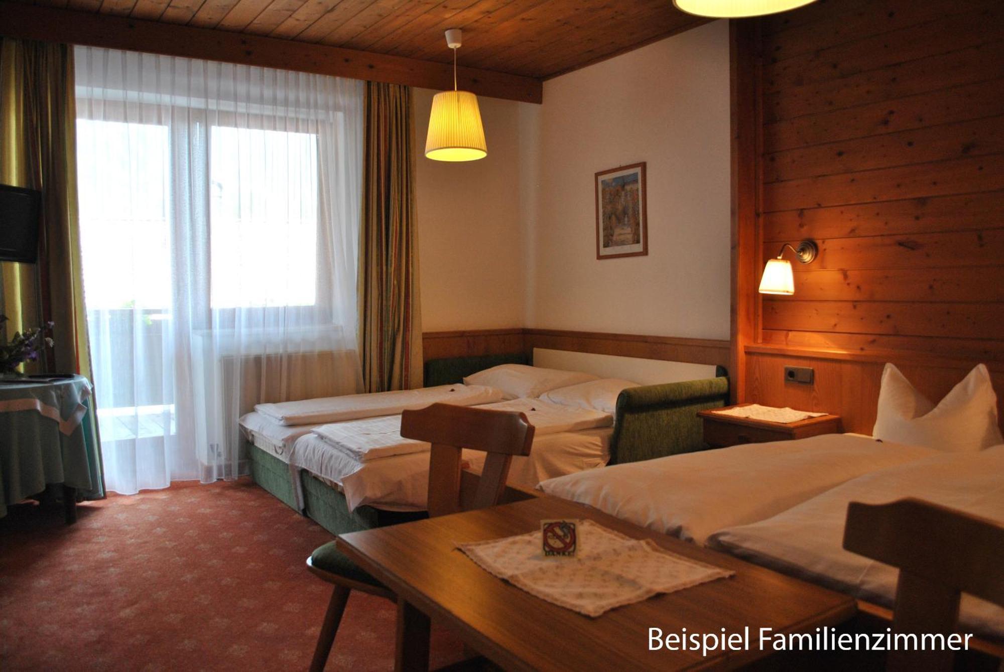 Gasthof Panorama Obsteig Room photo