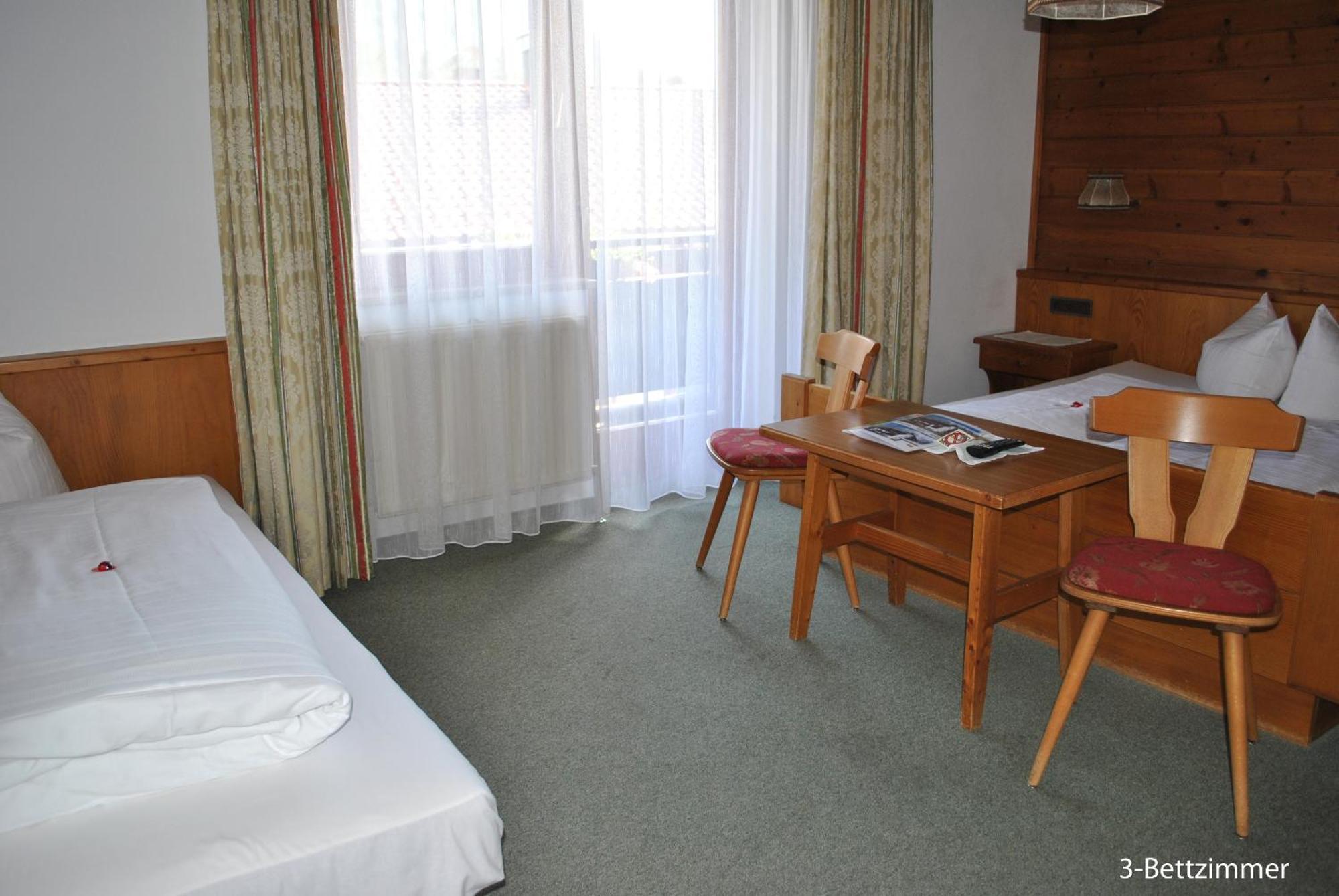 Gasthof Panorama Obsteig Room photo